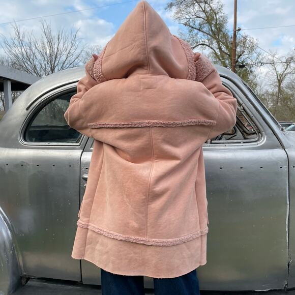 🔥GUESS Faux Sherpa Shearling suede fur Coat Jacket in Rose Pink Outdoor Rugged - Picture 4 of 16